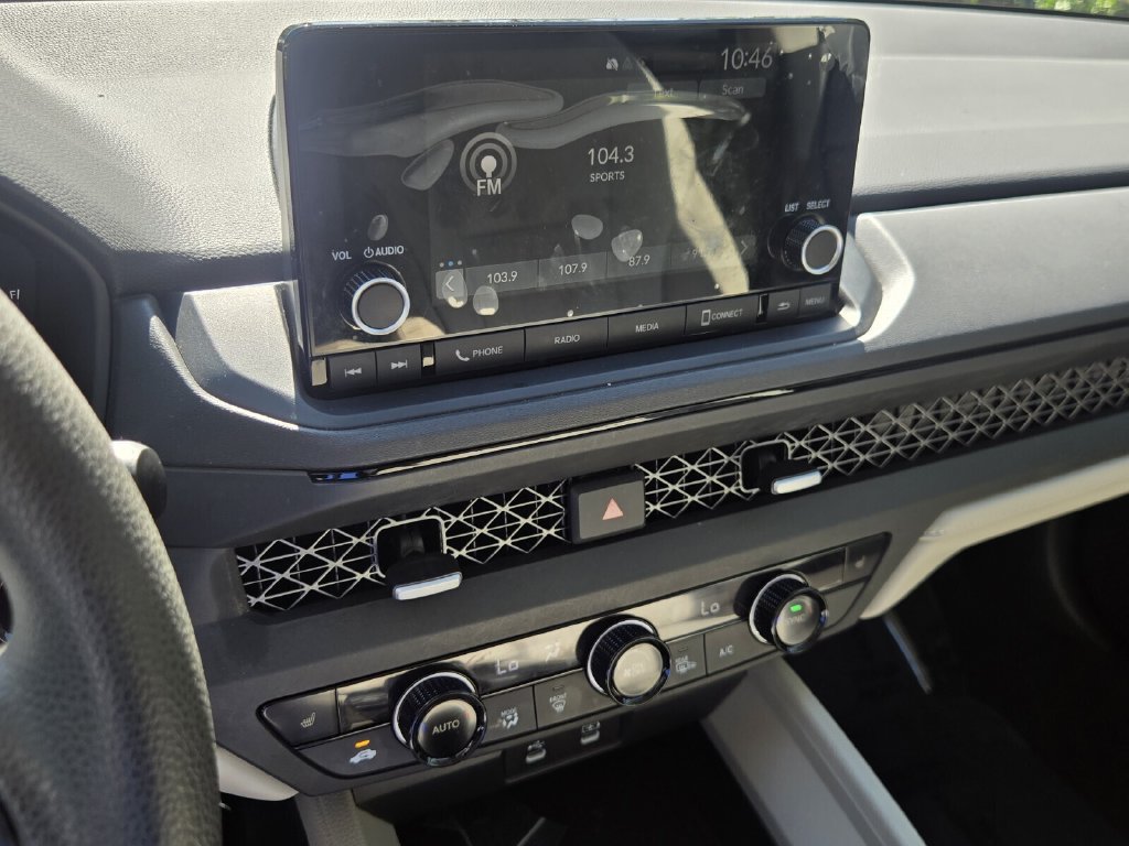 Certified 2025 Honda Accord SE image 21