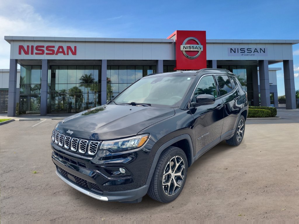 Used 2024 Jeep Compass Limited AWD/4WD image 5