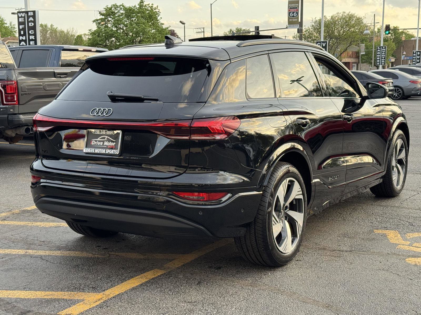 Used 2025 Audi Q6 e-tron Prestige w/ Black Warm Weather Package AWD/4WD image 11