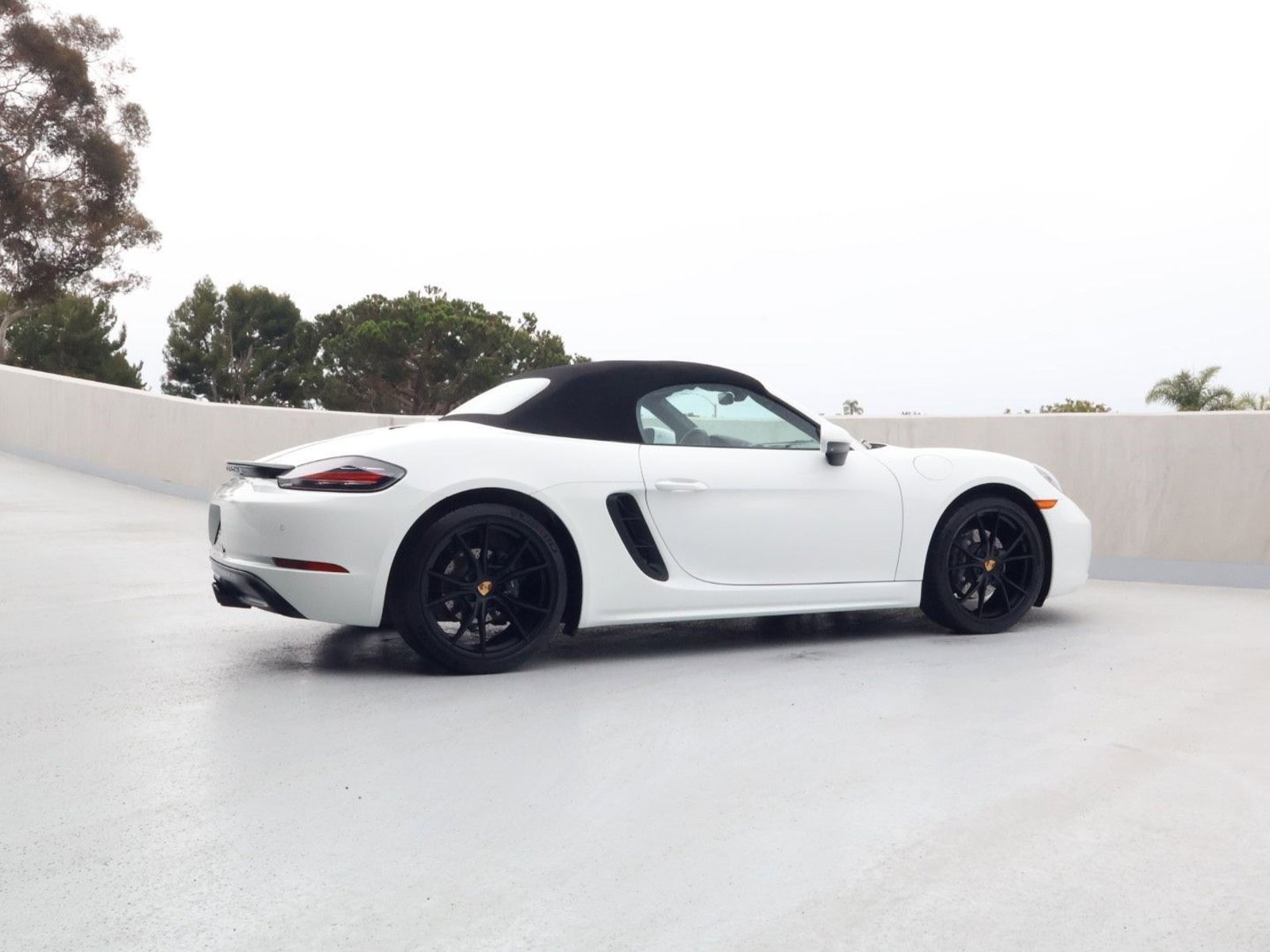Certified 2022 Porsche 718 Boxster RWD image 9