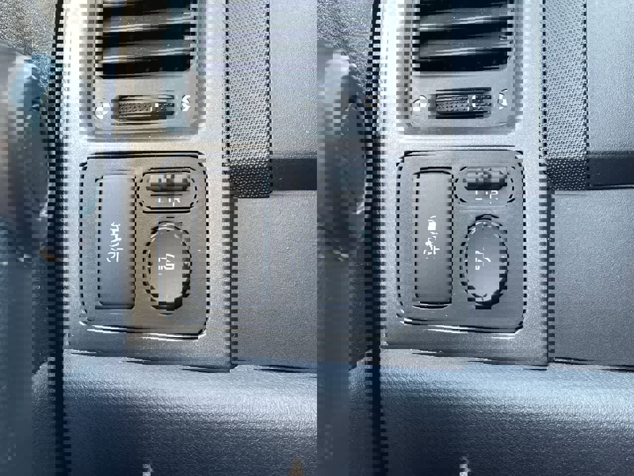 Used 2010 Honda CR-V EX image 25