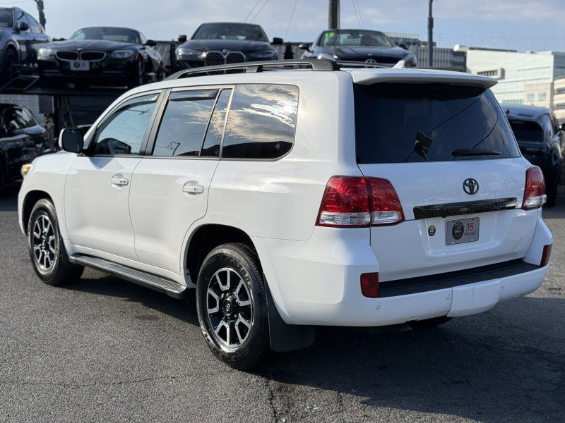 Used 2011 Toyota Land Cruiser 4WD image 6