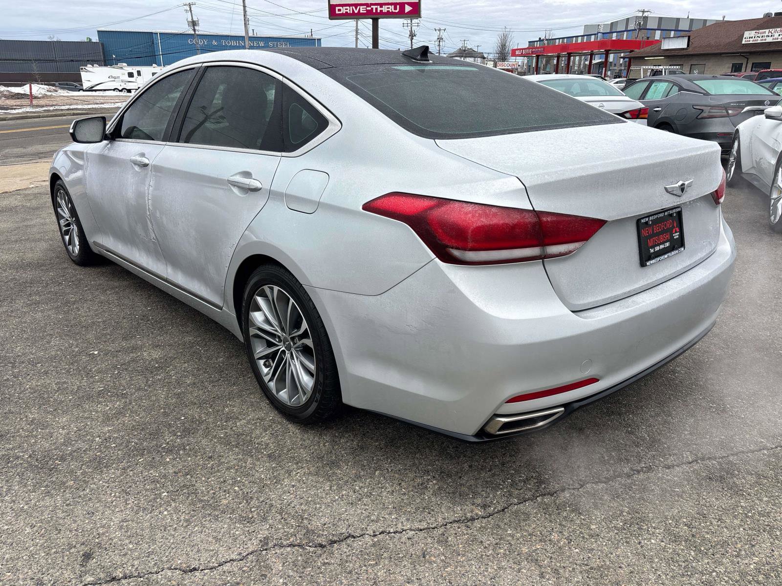 Used 2015 Hyundai Genesis 3.8 w/ Option Group 02 image 3