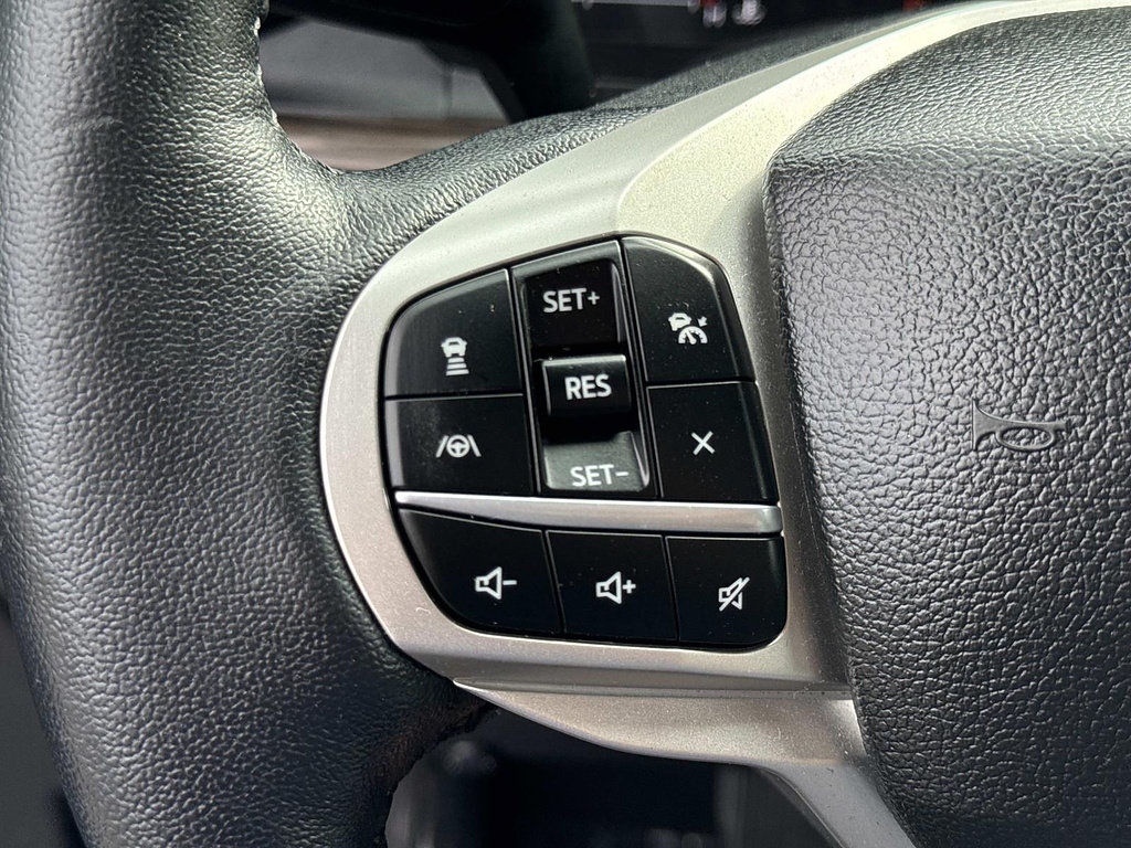 Certified 2023 Ford Explorer Limited RWD image 9