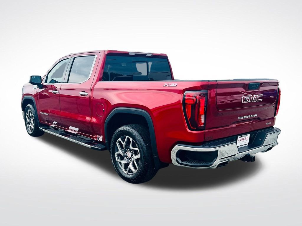 Used 2025 GMC Sierra 1500 SLT w/ SLT Premium Package AWD/4WD image 4