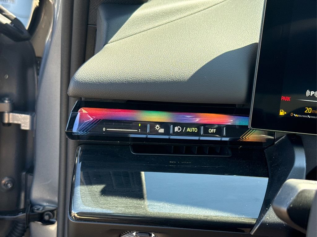 New 2026 BMW 530i xDrive w/ M Sport Package image 24