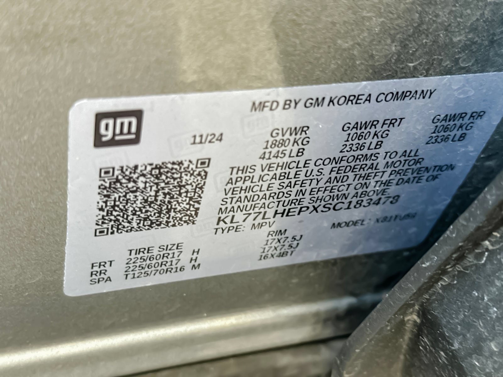 Used 2025 Chevrolet Trax LT FWD image 27