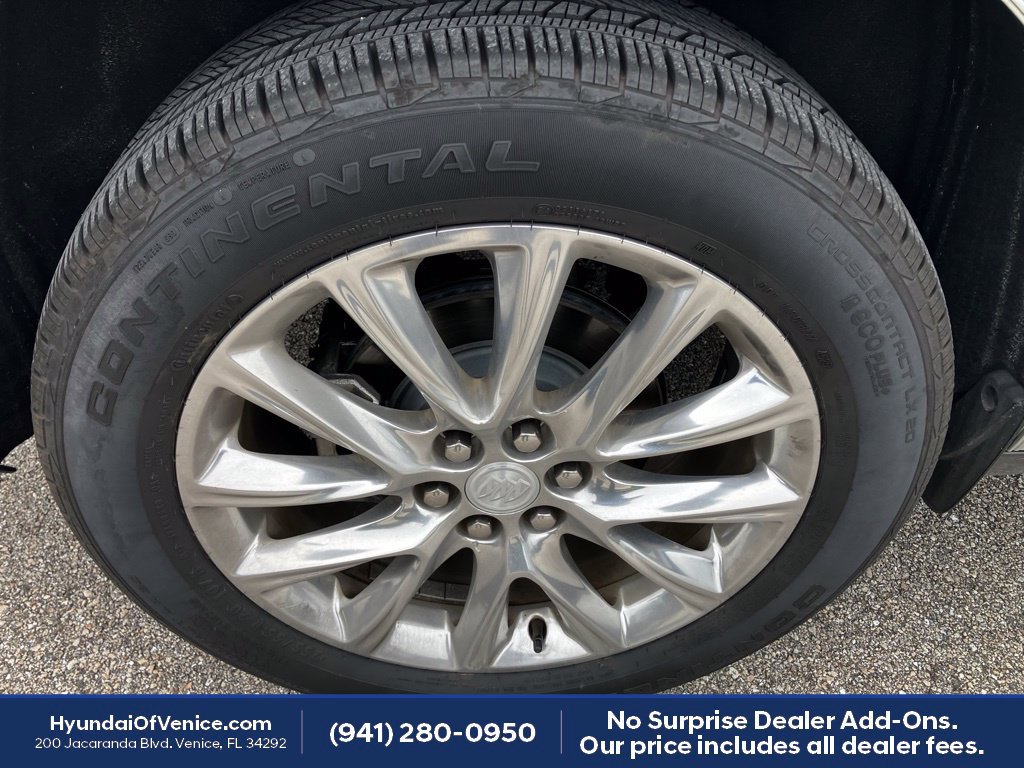 Used 2019 Buick Enclave Essence FWD image 11