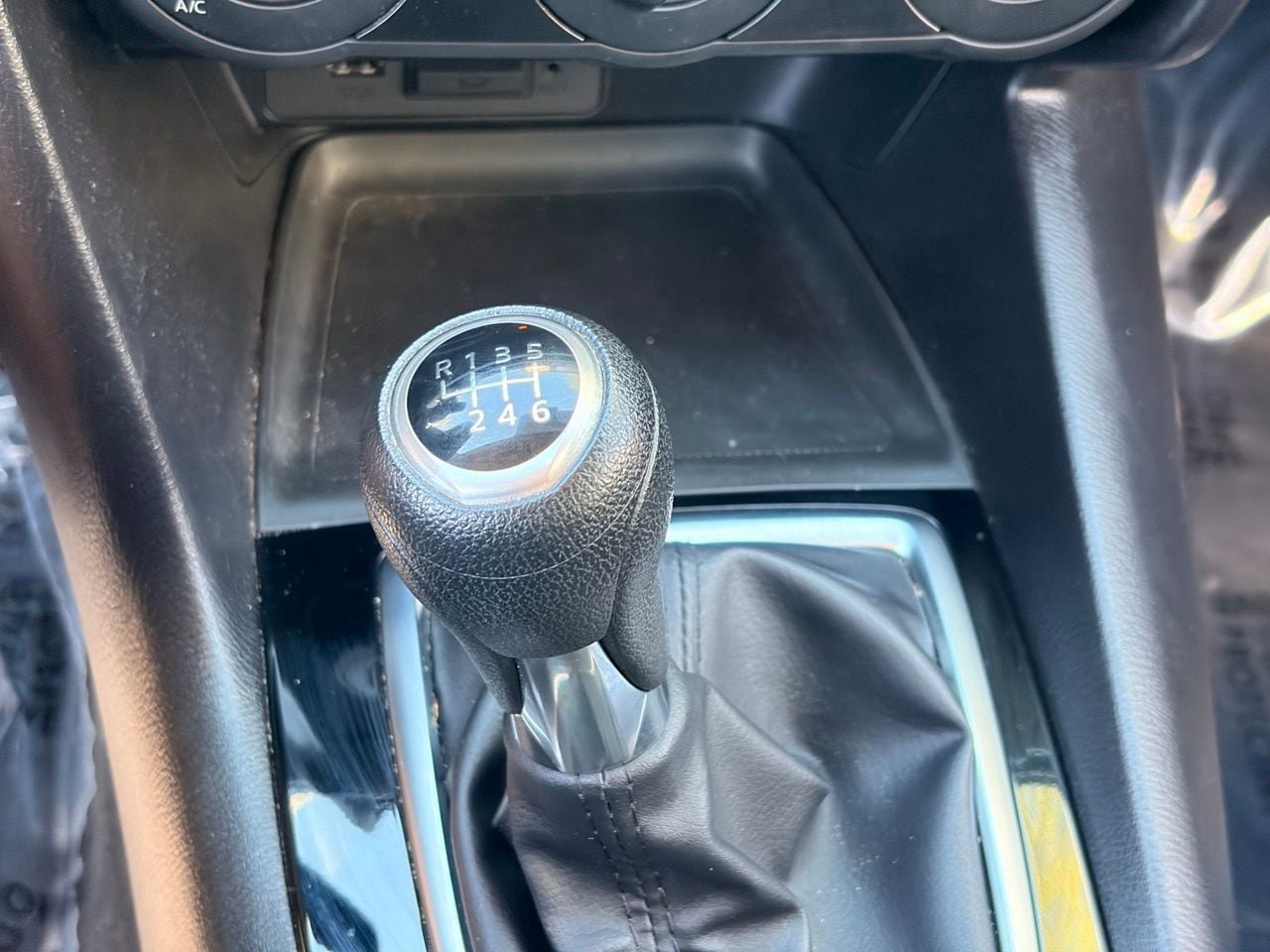 Used 2016 MAZDA MAZDA3 i Sport FWD image 24