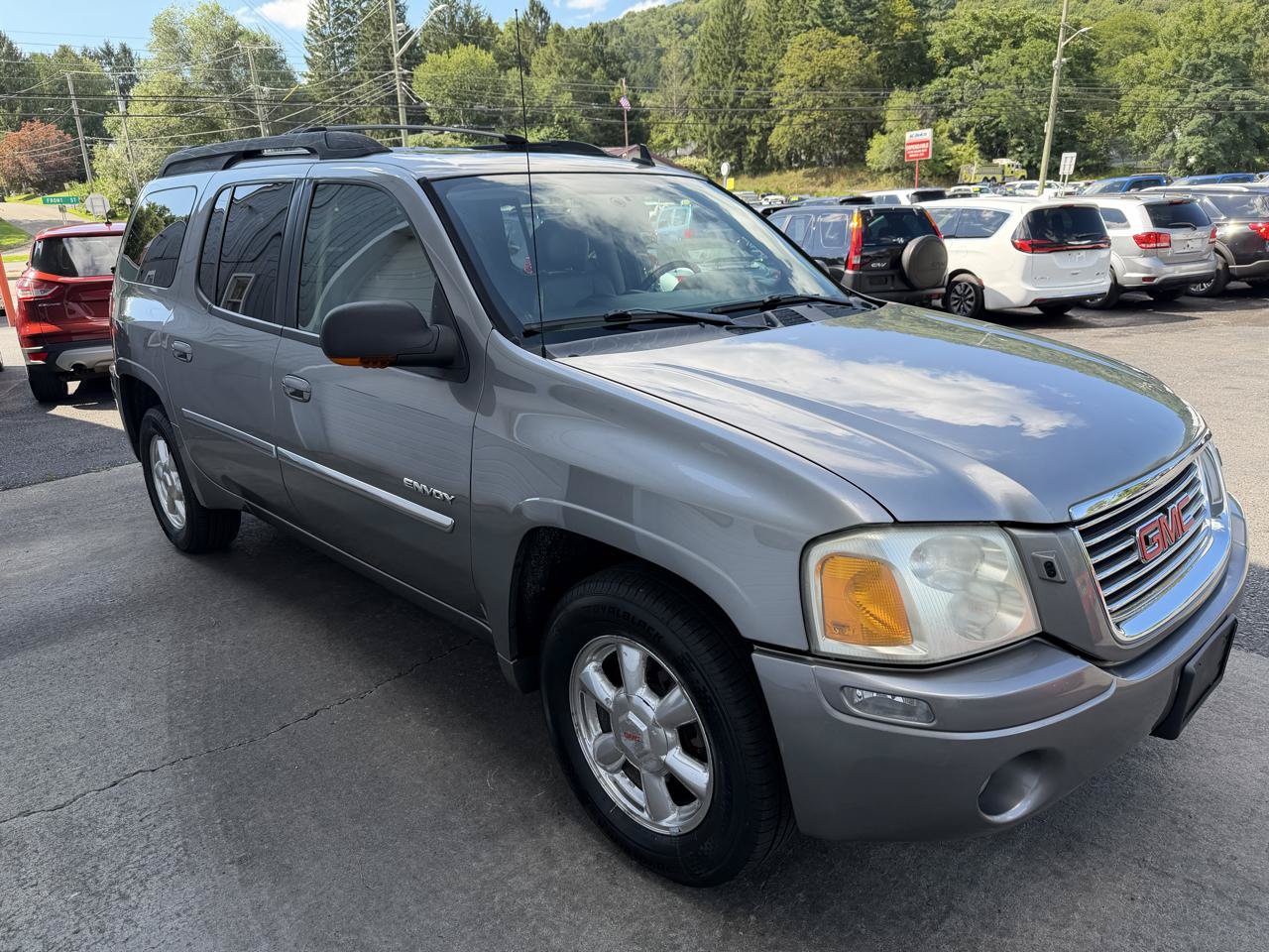 Used 2006 GMC Envoy XL SLT AWD/4WD image 3