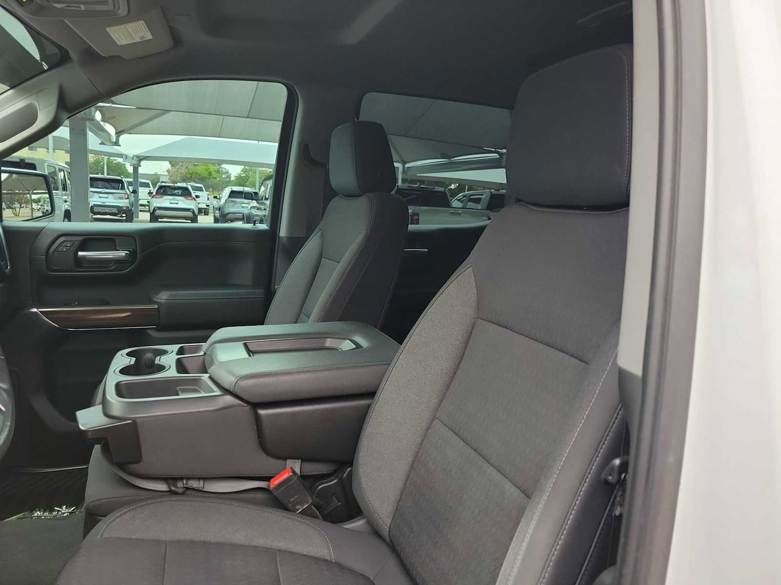 Used 2022 Chevrolet Silverado 1500 LT w/ Diesel Off-Road Package AWD/4WD image 15
