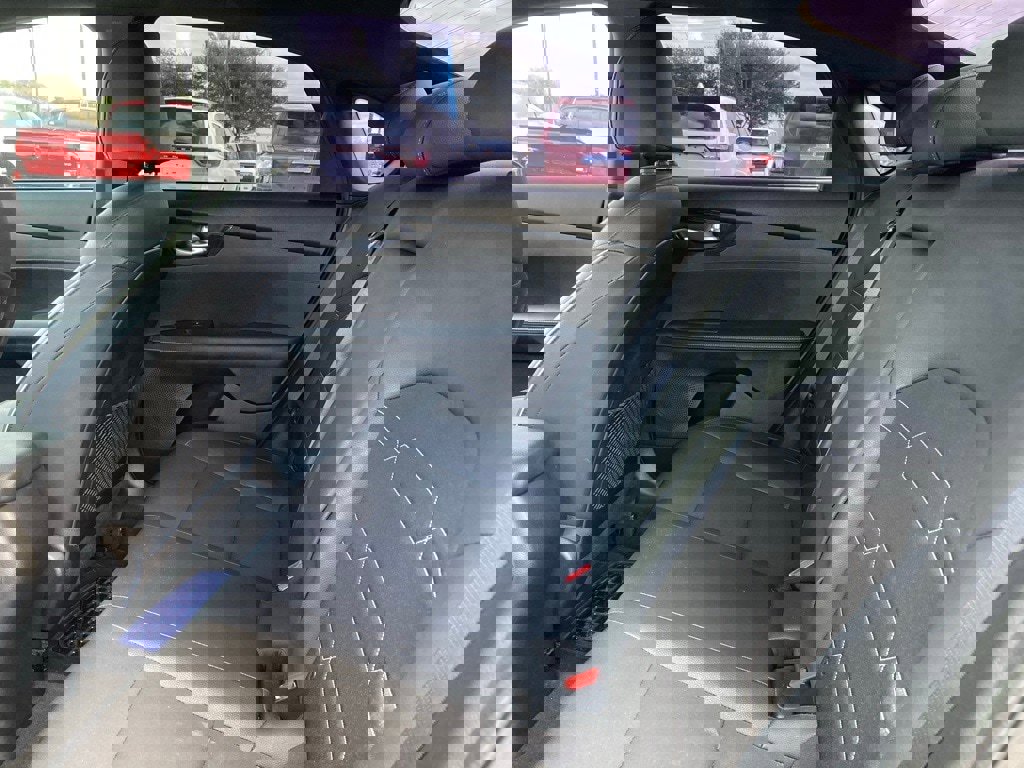 Used 2021 Kia Forte GT-Line image 11