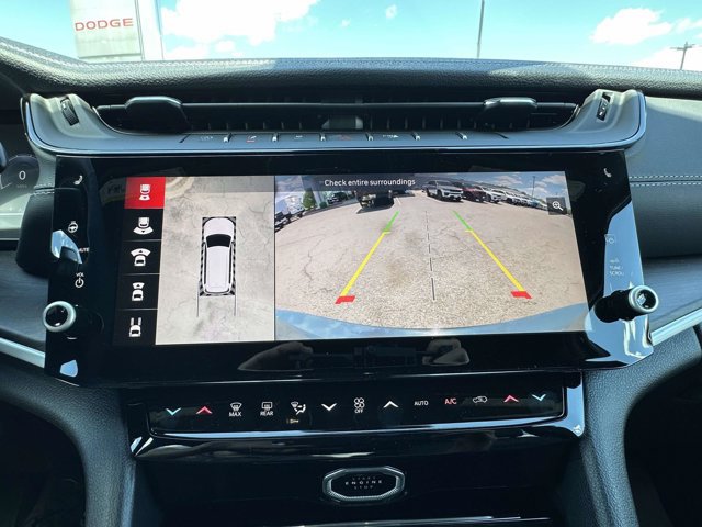 New 2026 Jeep Grand Cherokee L Limited w/ Luxury Tech Group II AWD/4WD image 12