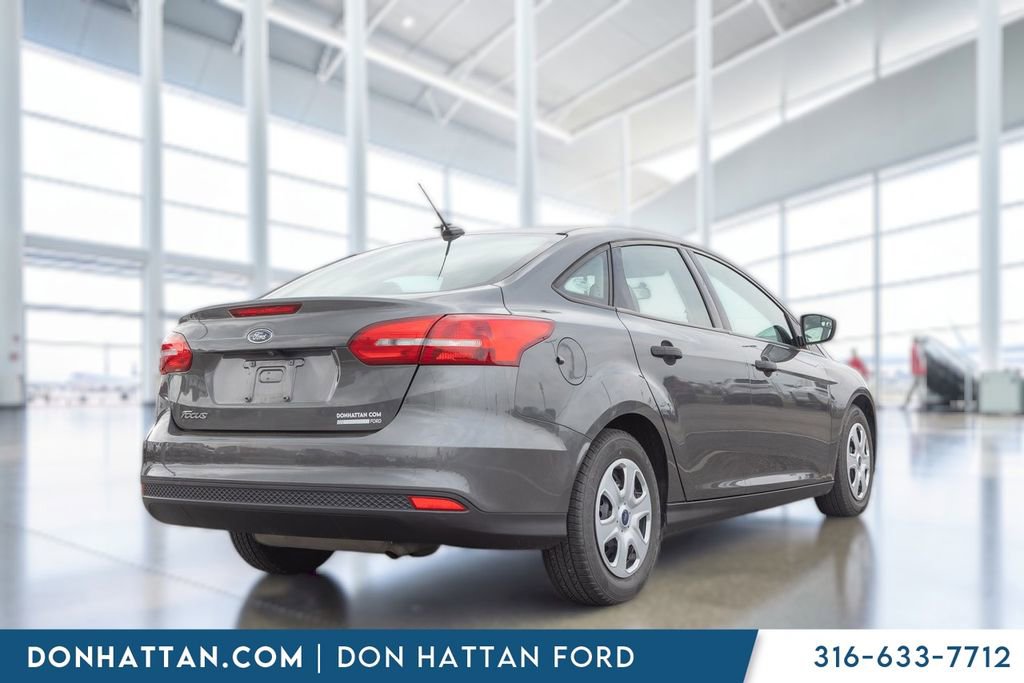 Used 2017 Ford Focus S image 27