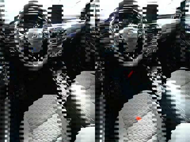 Certified 2022 Ford Escape SE w/ Convenience Package image 4