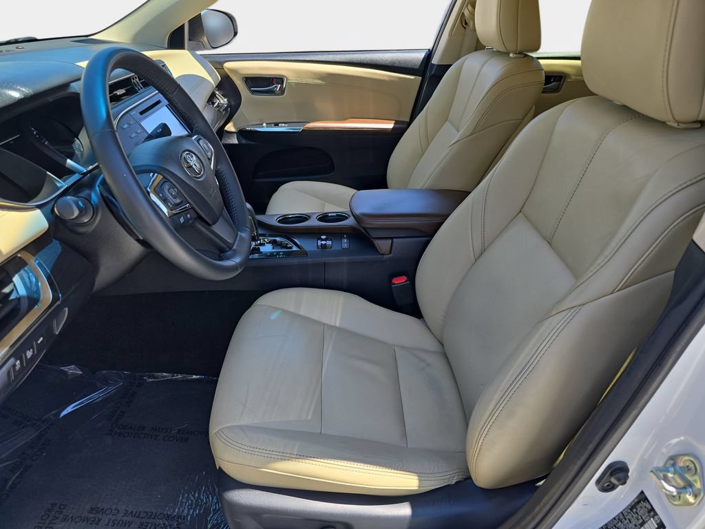 Used 2016 Toyota Avalon Limited FWD image 17