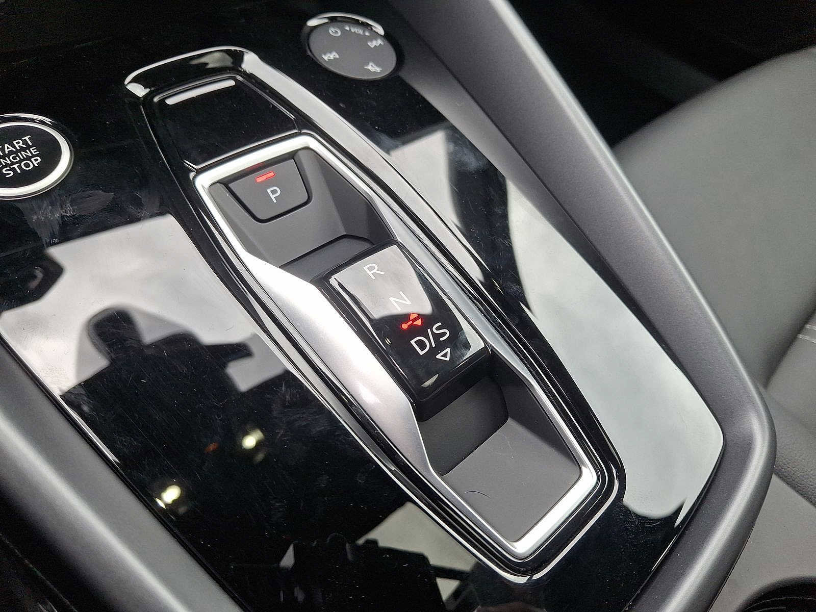 Certified 2025 Audi A3 2.0T Premium w/ Black Optic Package image 11