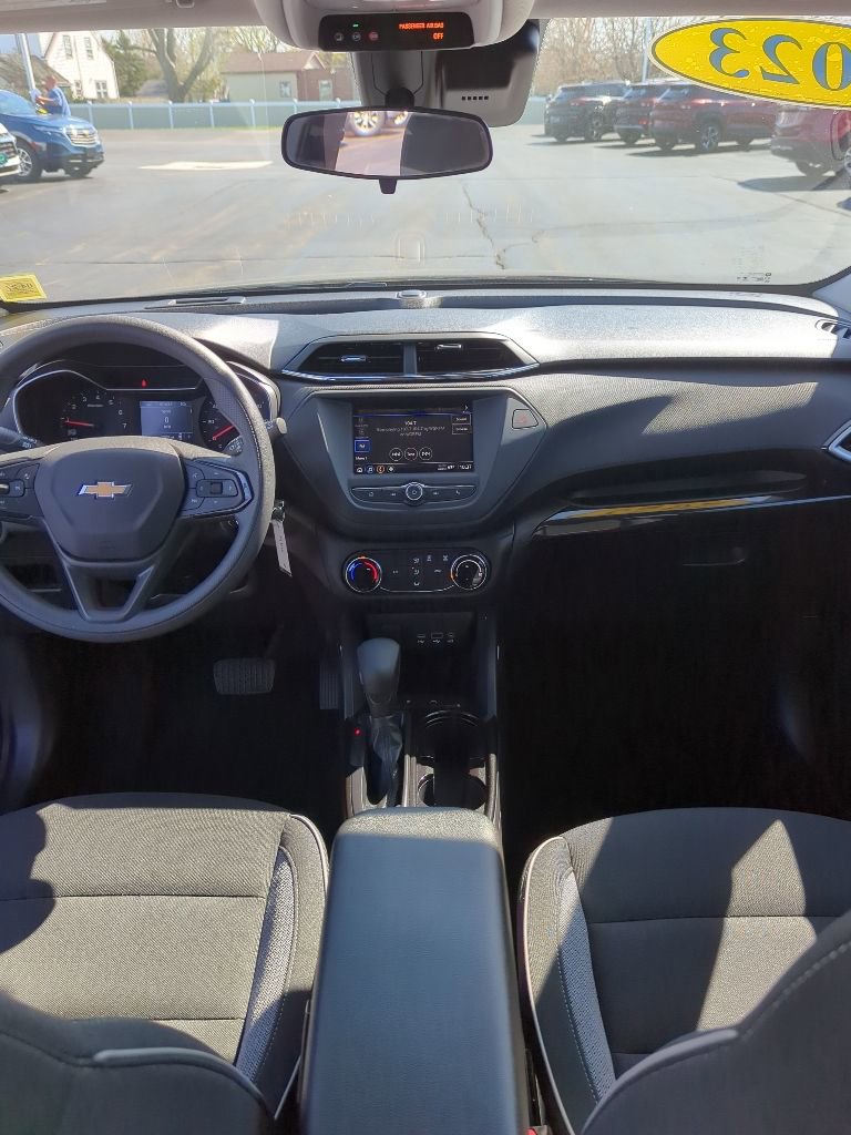 Certified 2023 Chevrolet TrailBlazer LS FWD image 25