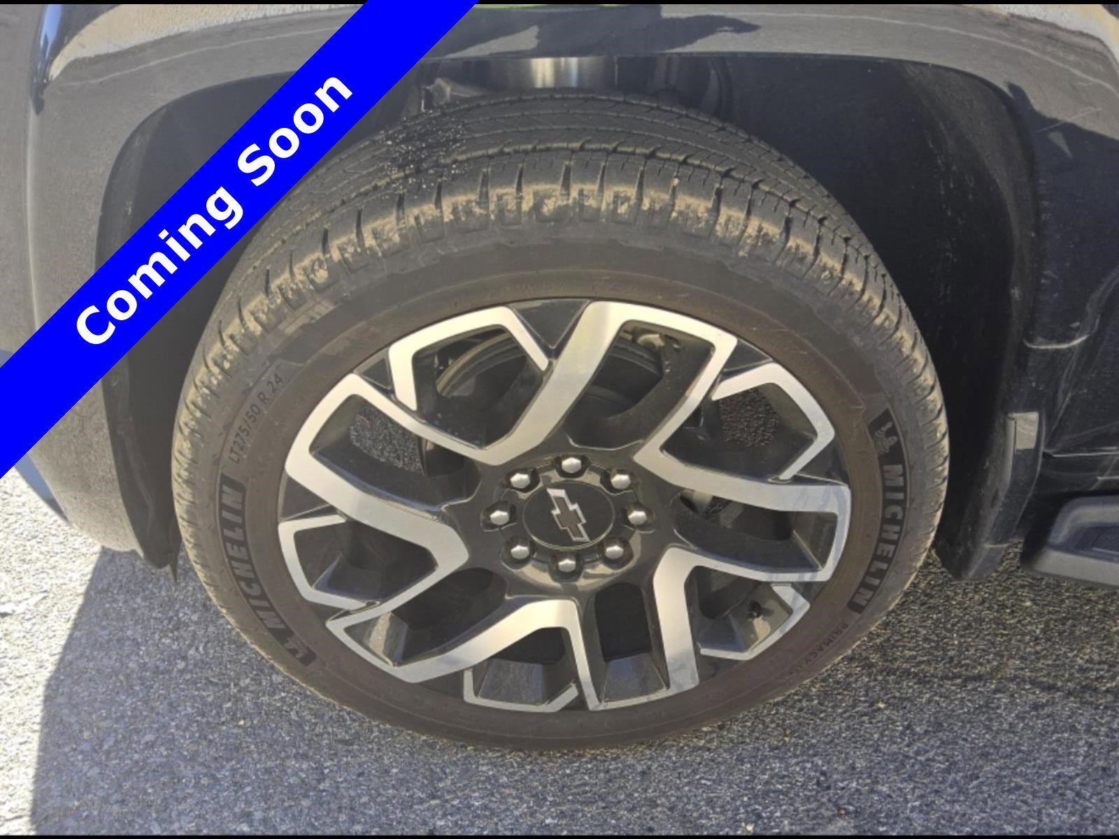 Used 2024 Chevrolet Silverado EV RST AWD/4WD image 21