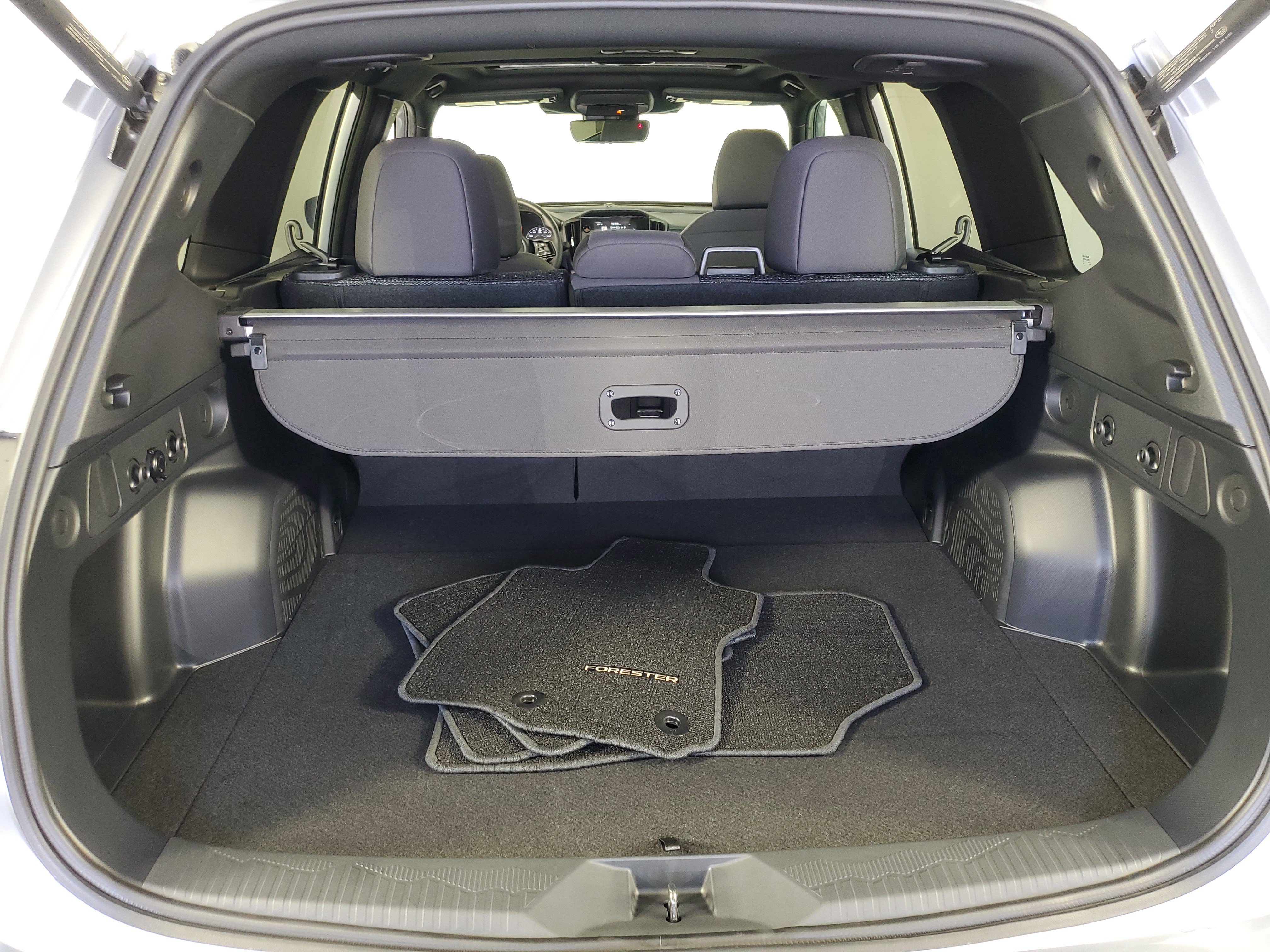 Used 2026 Subaru Forester Premium AWD/4WD image 17