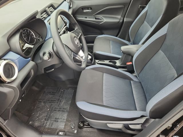 New 2025 Nissan Versa SV w/ Trunk Package FWD image 7
