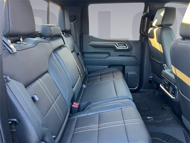 Used 2023 Chevrolet Silverado 1500 High Country w/ High Country Premium Package image 18