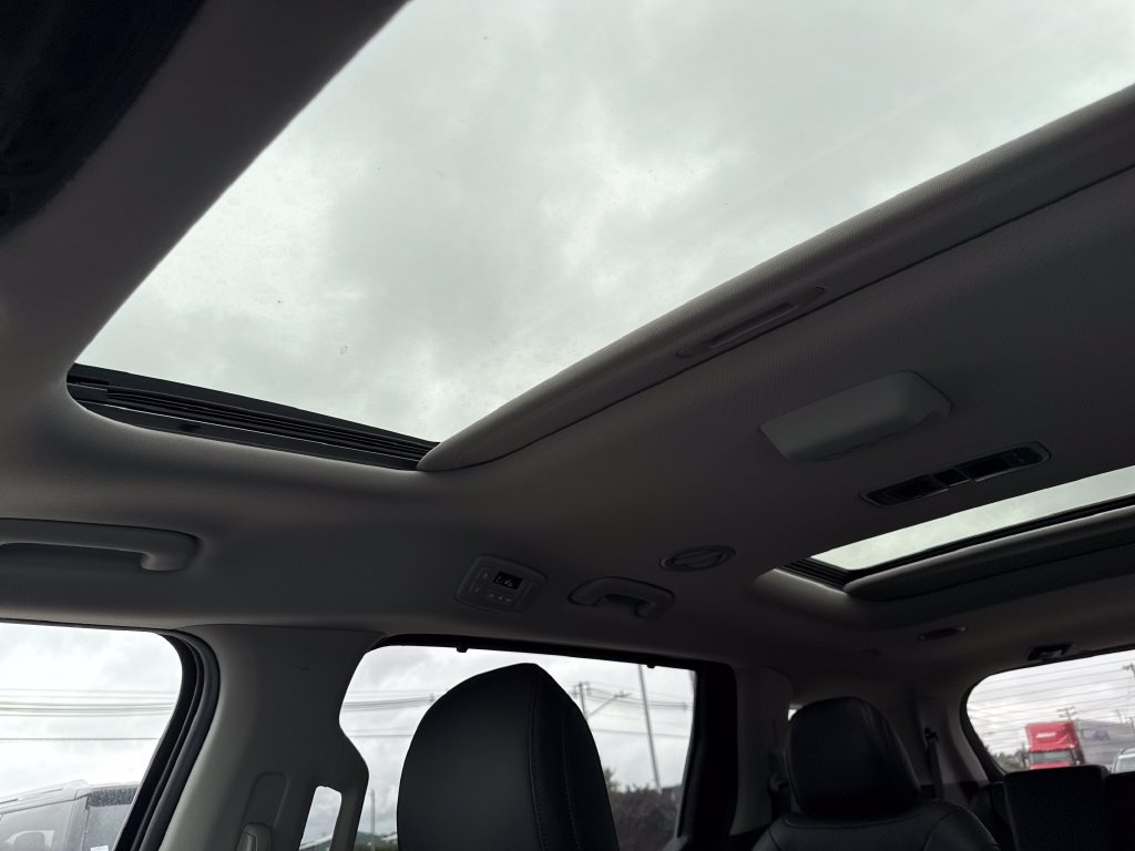 New 2027 Kia Carnival SX FWD image 25