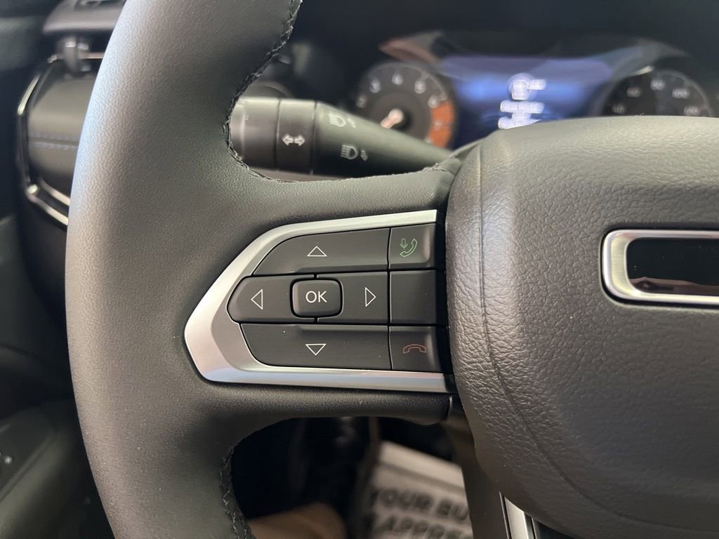 New 2026 Jeep Compass Limited AWD/4WD image 10