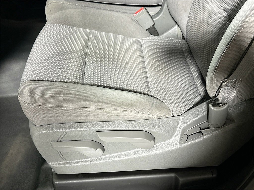 Used 2015 Chevrolet Silverado 1500 W/T image 19