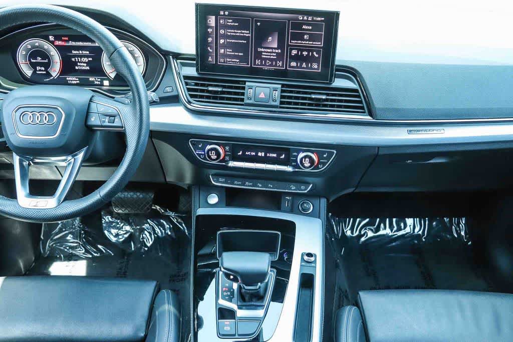 Used 2024 Audi Q5 2.0T Prestige AWD/4WD image 12