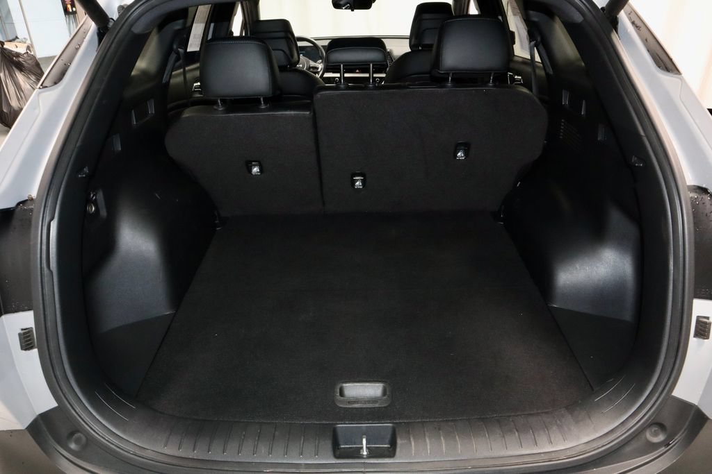 Used 2025 Kia Sportage X-Line w/ Premium Package AWD/4WD image 14