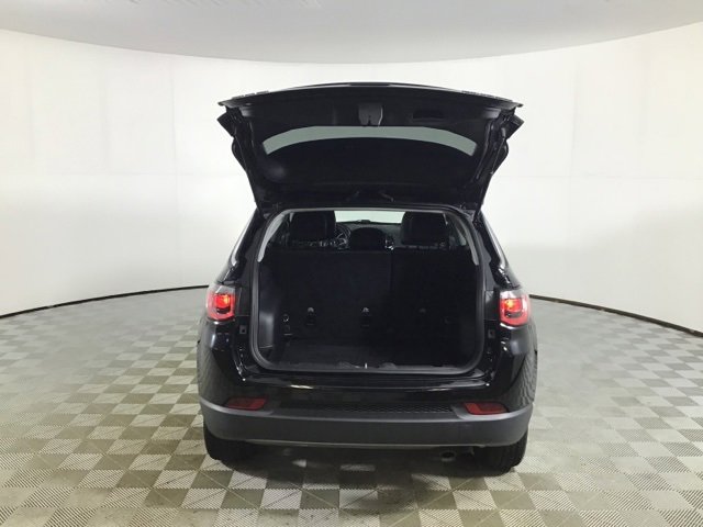 Used 2020 Jeep Compass Limited image 21