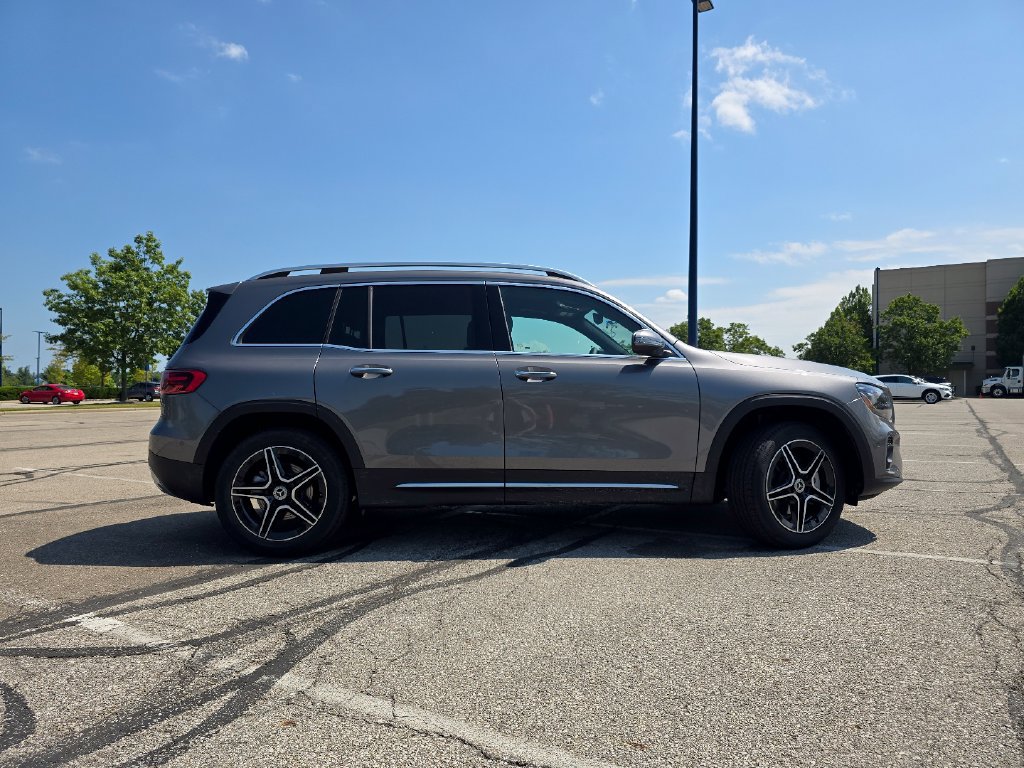 New 2026 Mercedes-Benz GLB 250 4MATIC image 17