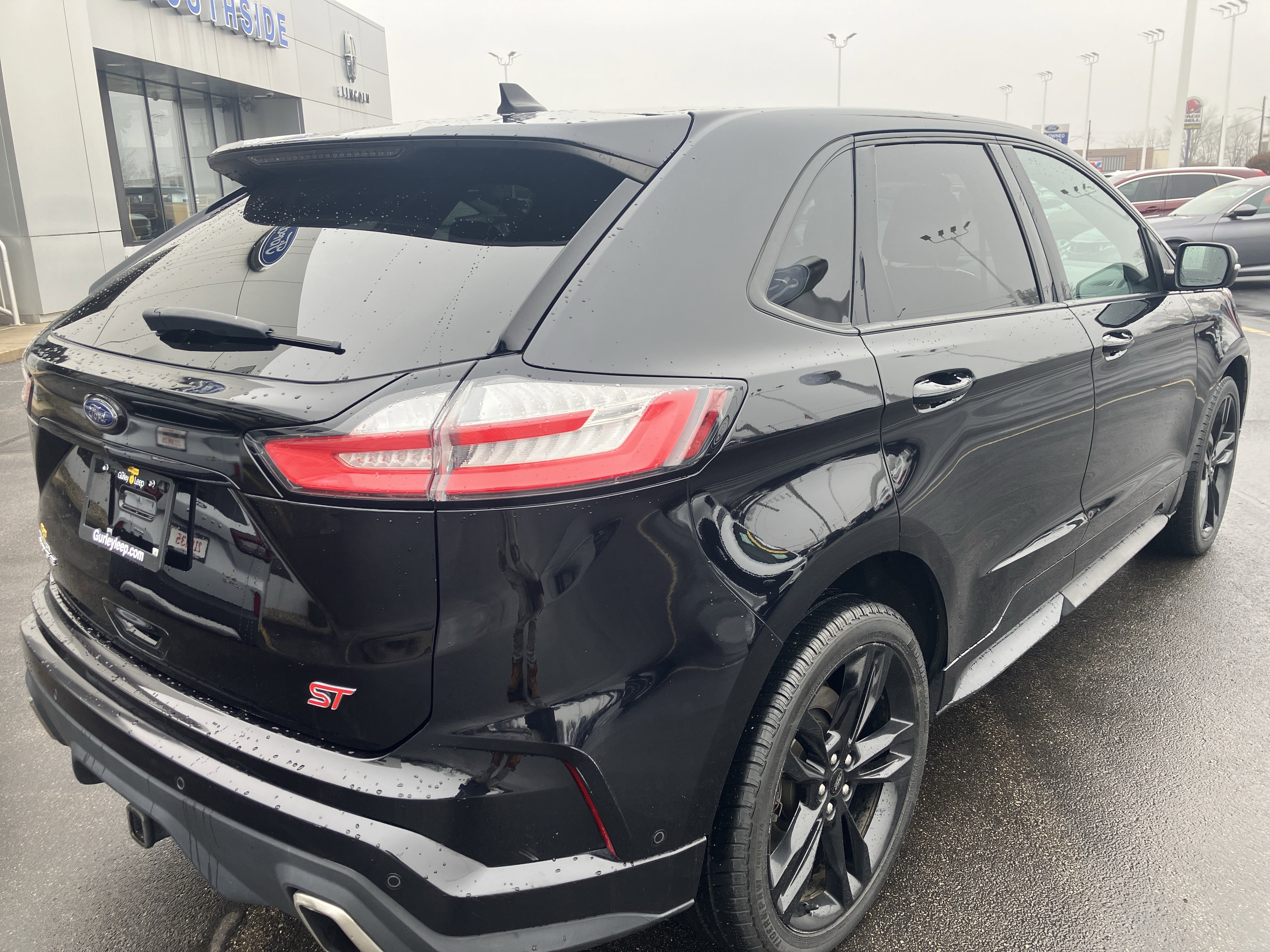 Used 2020 Ford Edge ST w/ Equipment Group 401A image 7