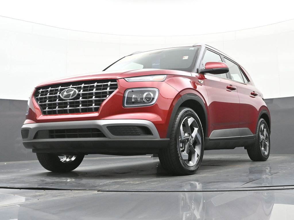 Used 2024 Hyundai Venue Limited image 49