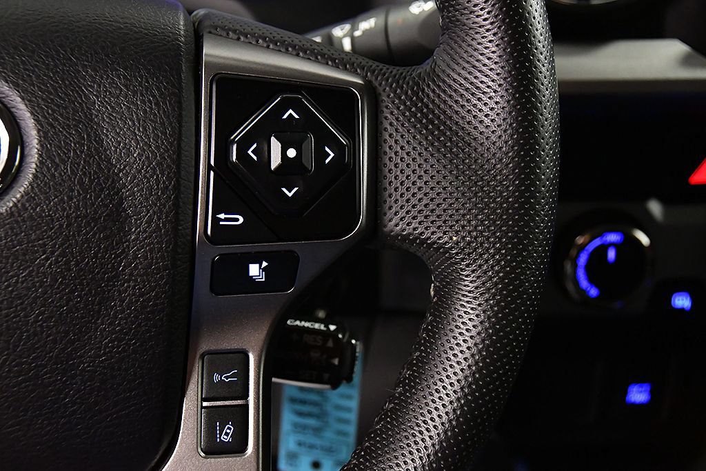 Used 2022 Toyota Tacoma SR5 AWD/4WD image 19