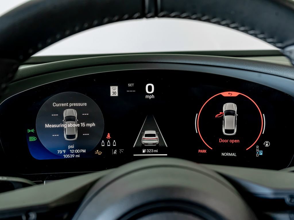 Certified 2024 Porsche Macan 4 Electric image 18