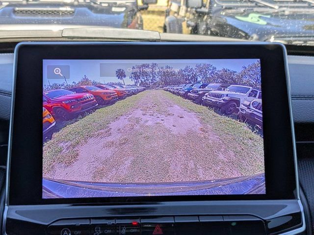 New 2026 Jeep Compass Latitude image 20