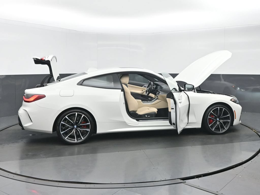 Used 2023 BMW 440i xDrive Coupe w/ Shadowloine Package AWD/4WD image 37