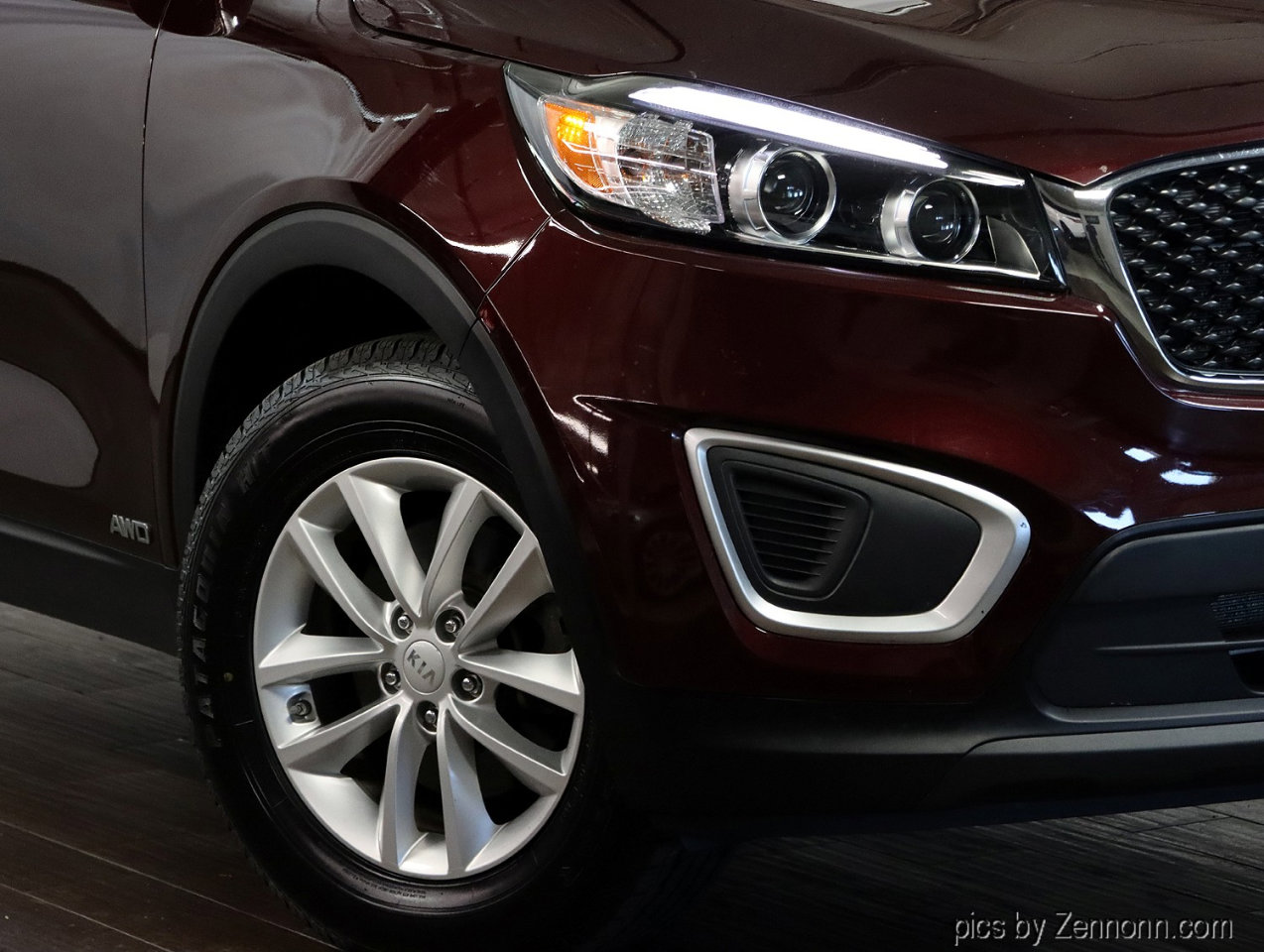 Used 2017 Kia Sorento AWD image 3