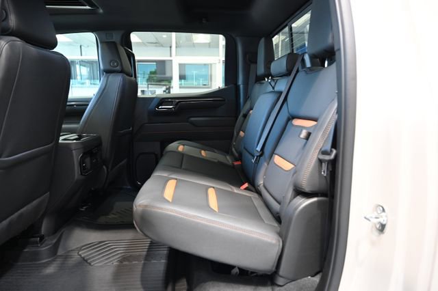 New 2026 GMC Sierra 1500 AT4 w/ Technology Package AWD/4WD image 14