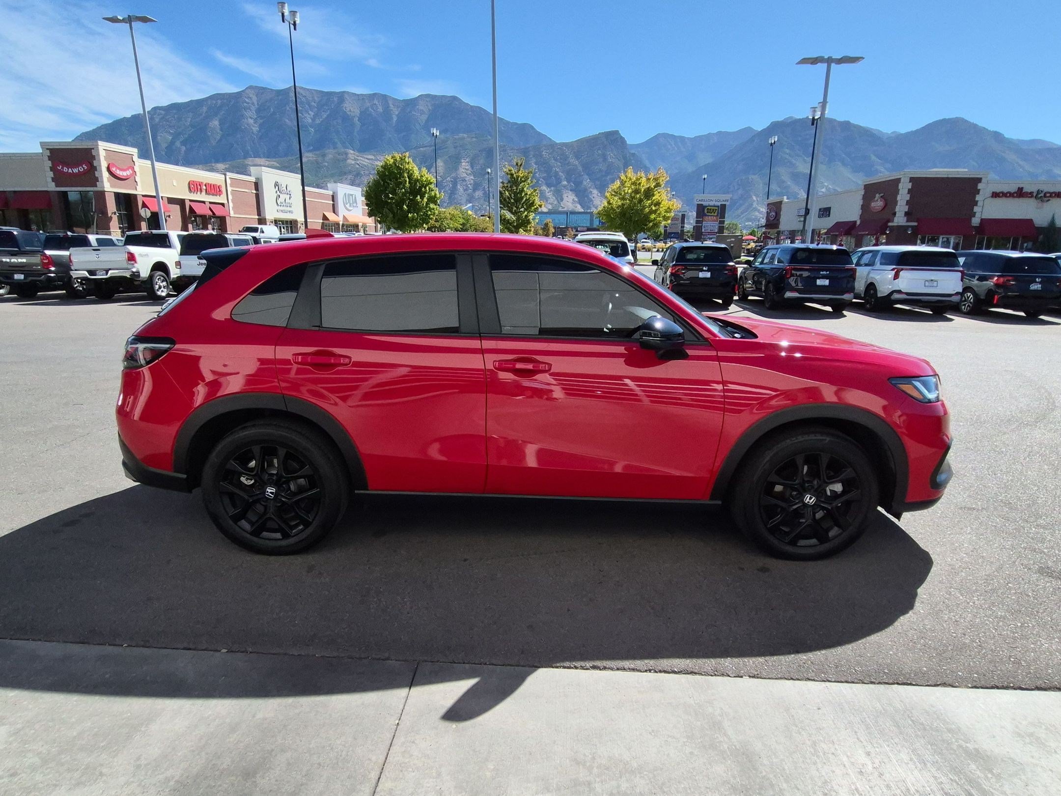 Certified 2025 Honda HR-V Sport image 2
