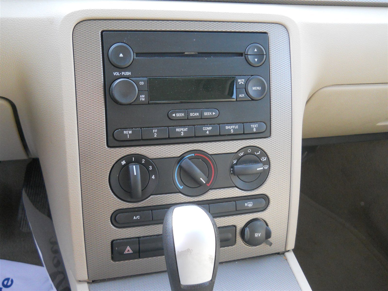 Used 2006 Ford Five Hundred SE image 6