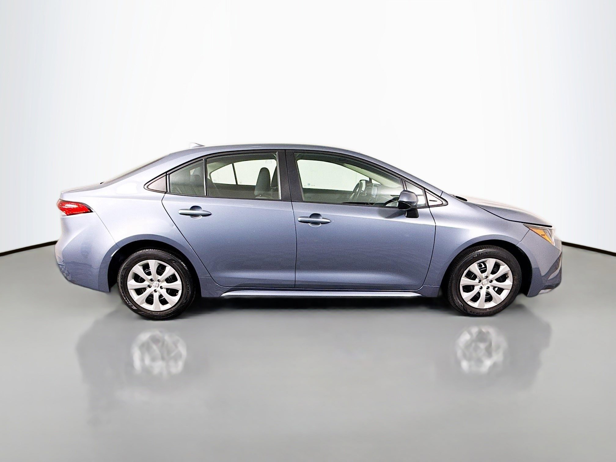 Used 2024 Toyota Corolla LE image 11