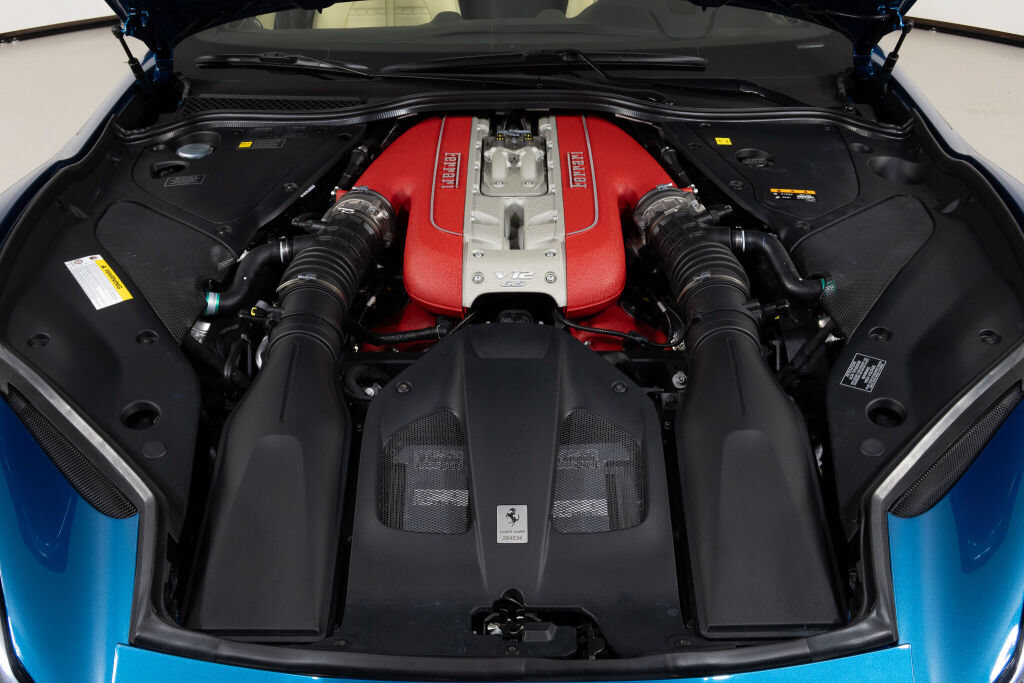 Used 2021 Ferrari 812 GTS RWD image 26