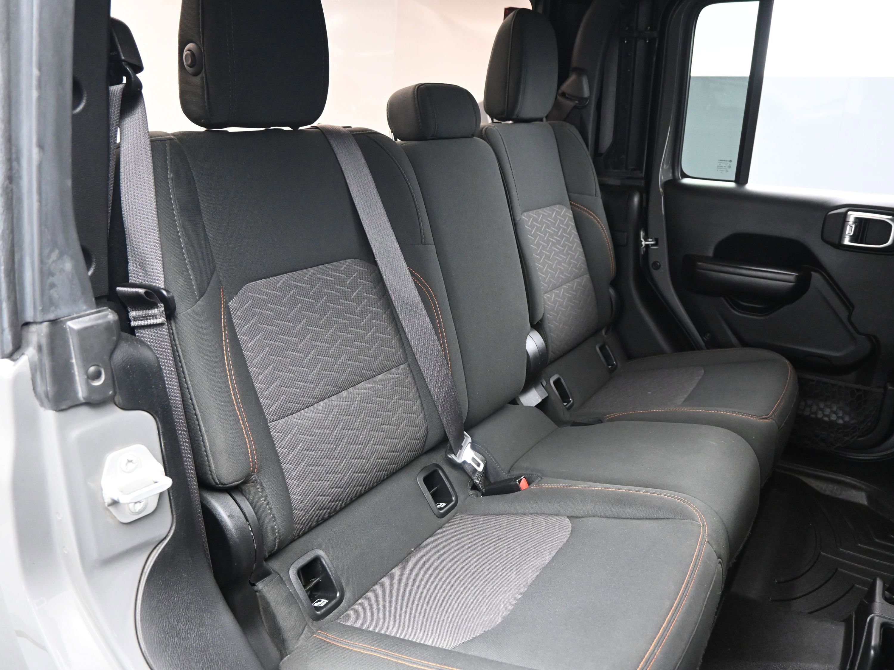 Used 2020 Jeep Gladiator Mojave image 14