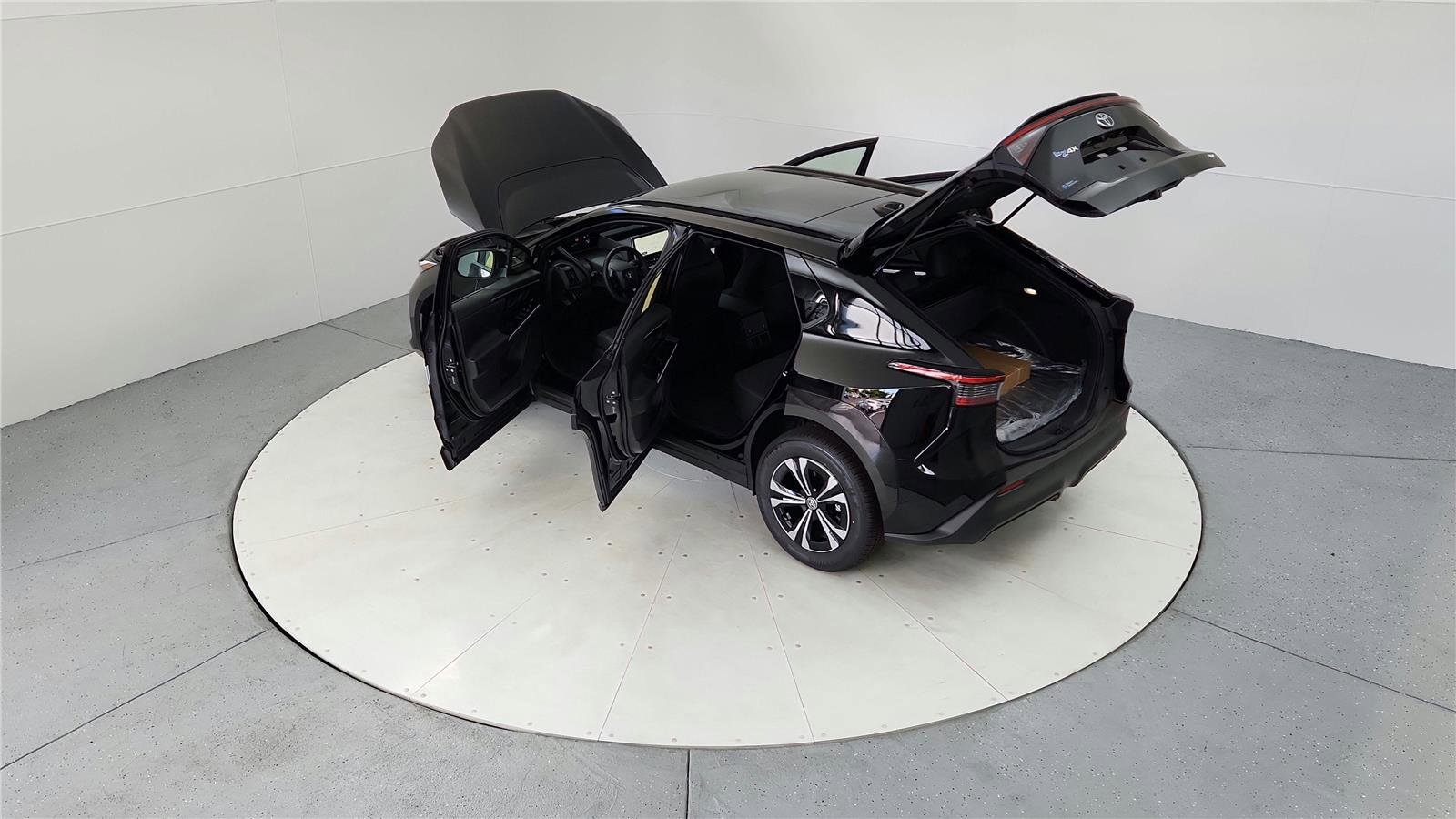 Used 2023 Toyota bZ4X XLE image 25