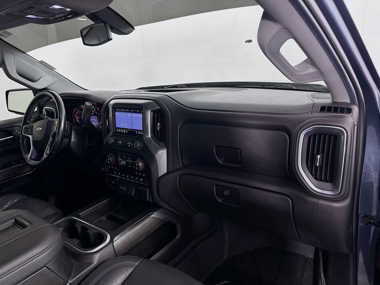 Used 2019 Chevrolet Silverado 1500 LTZ w/ LTZ Plus Package AWD/4WD image 27