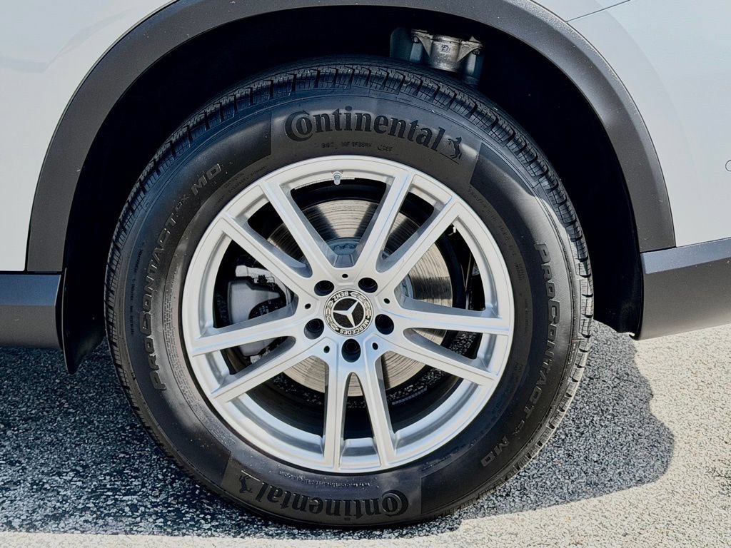 Certified 2026 Mercedes-Benz GLC 300 4MATIC image 15