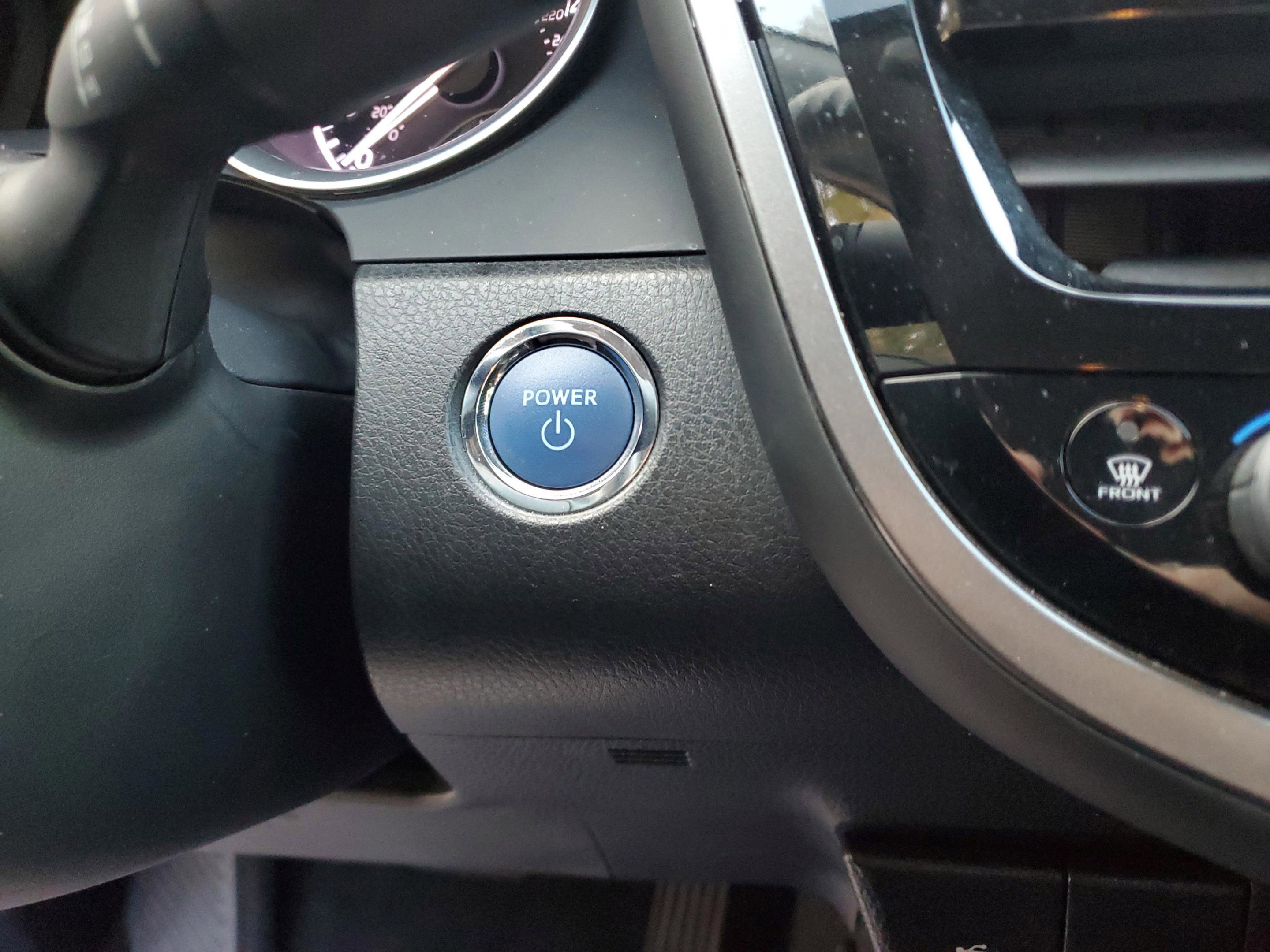 Used 2022 Toyota Camry LE image 26